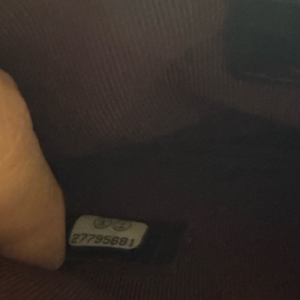Chanel Classic Zipped Small Pouch - Picture 8 of 16